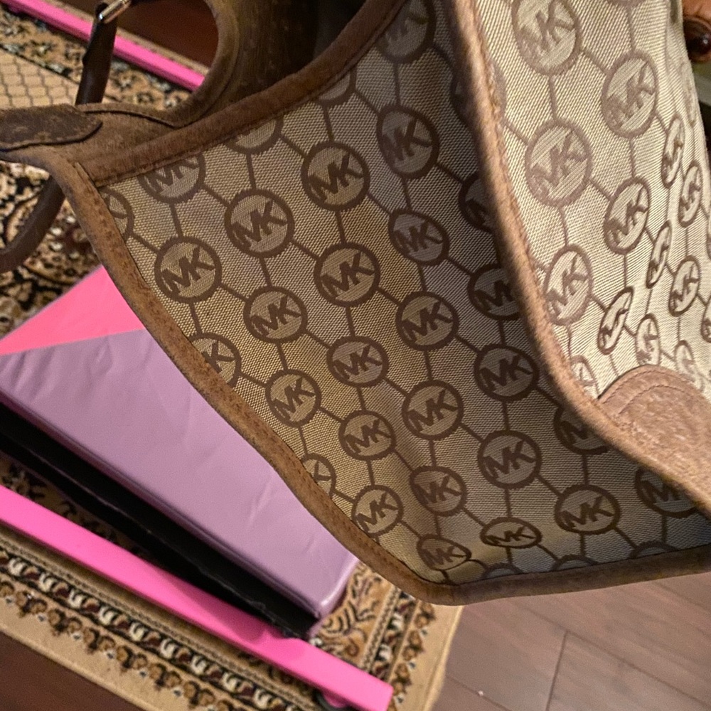 Authentic Beautiful Mk Bag - image 5